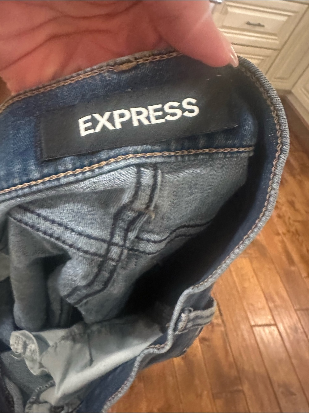Express Women’s Ankle/Cropped Jeans in Medium Blue Wash 6r‎